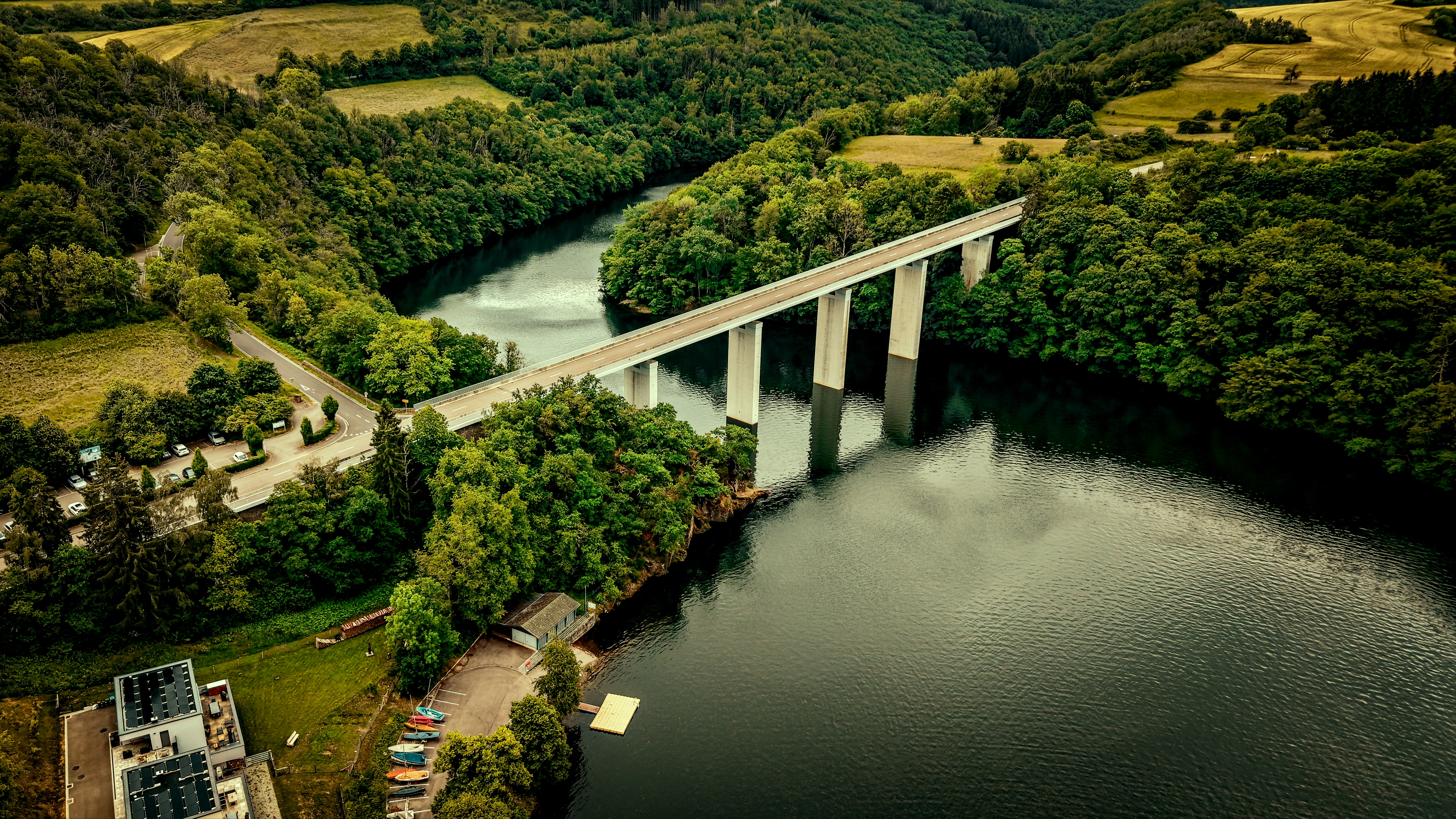 Road viaduct spanning the Upper Sûre reservoir